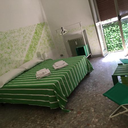 Next Stop Roma Affittacamere Da Florindo ภายนอก รูปภาพ
